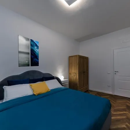 Casa Tellina - Maison De Charme Bed & Breakfast 2*
